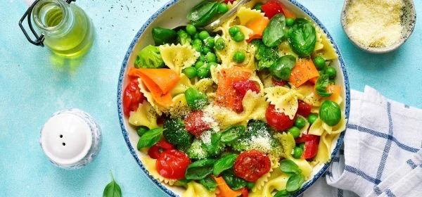 Pasta primavera! Těstoviny s vydatnou dávkou čerstvé zeleniny